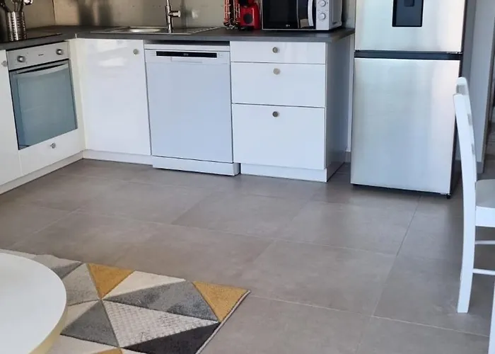 Belle Demeure Apartment *